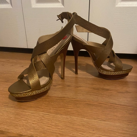 Gold/Bronze platform high heels with ankle straps. Shoe name is Kimberly. - Picture 5 of 7
